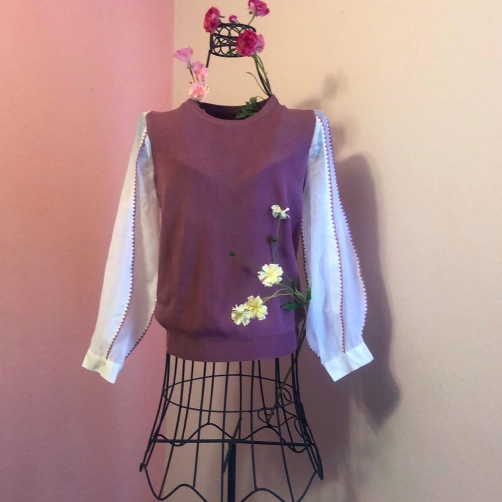 NWOT and no label either. I bought this from STYLEWE.